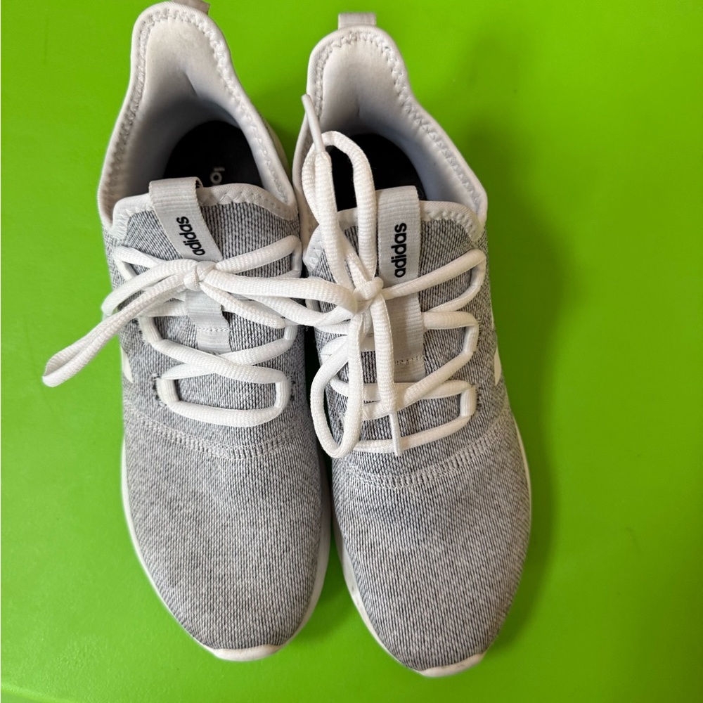adidas Women's Light Gray Knit Lace-Up Running Sneakers